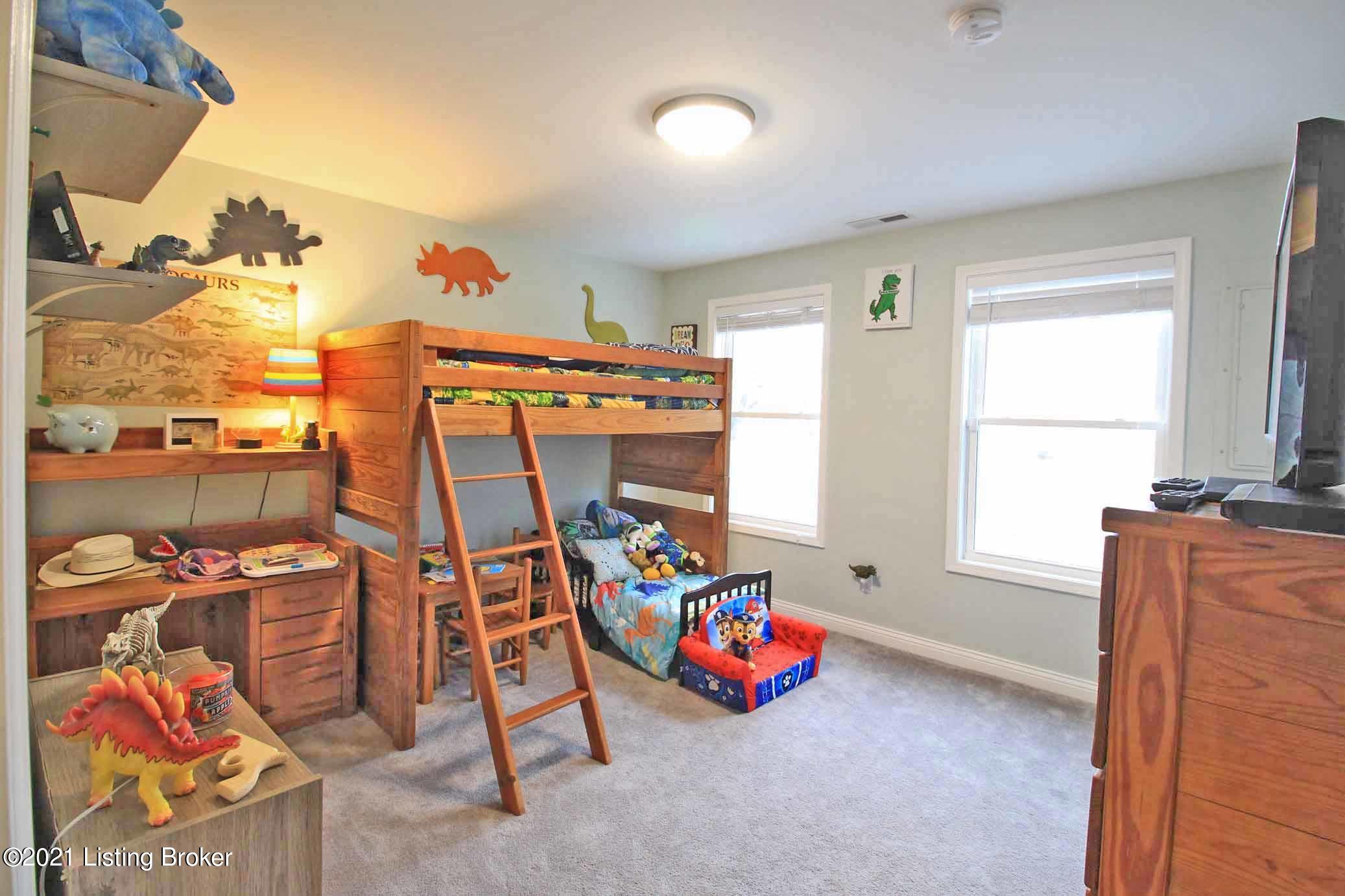 2236 Mt Zion Road Frankfort, KY 40601 - Photo 23 of 40 2nd Spare Bedroom