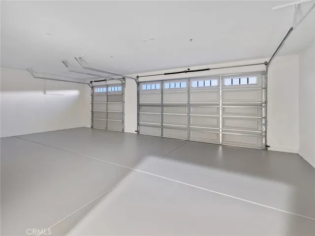 a view of a garage
