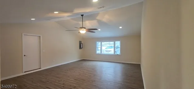 $3,900 | 199 Berger Street, Somerset, NJ 08873