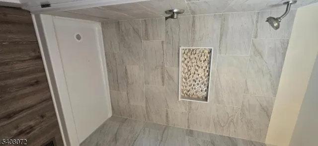 $3,900 | 199 Berger Street, Somerset, NJ 08873