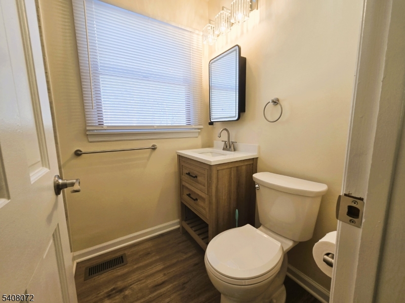 199 Berger Street Somerset, NJ 08873 - Photo 10 of 20