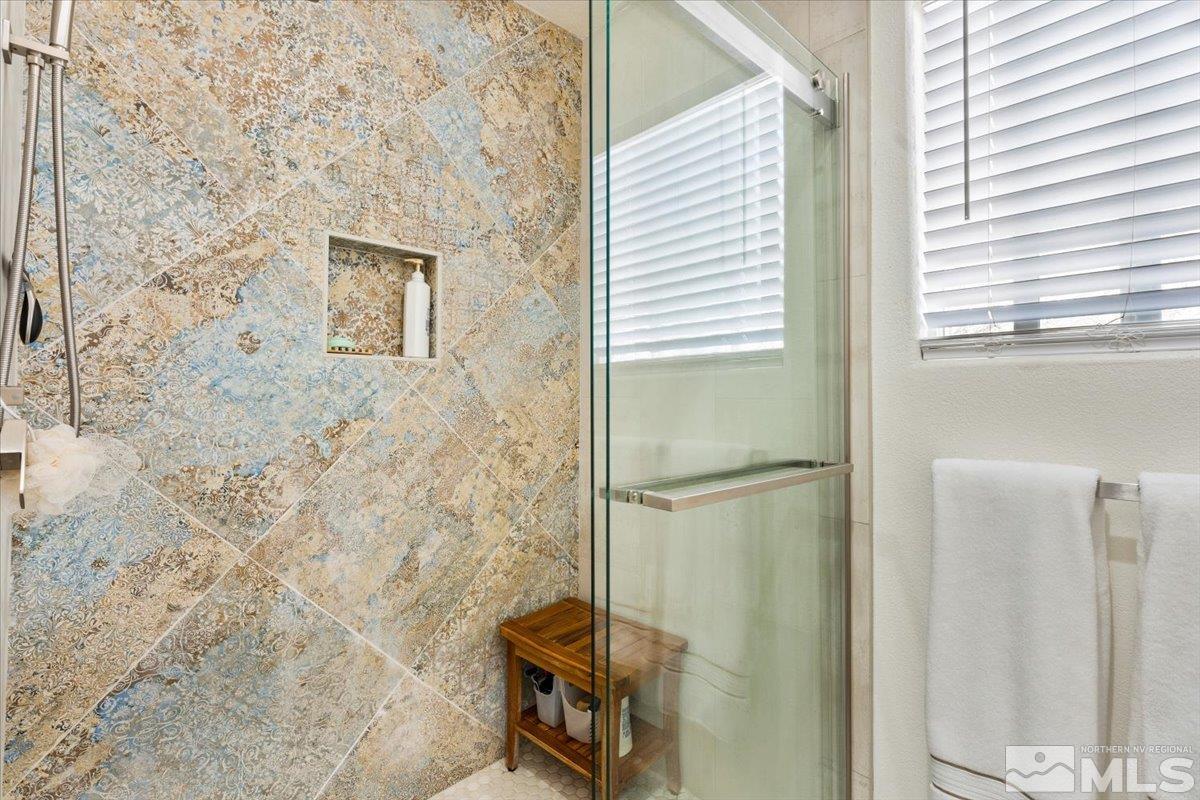 2151 Brittany Meadows Drive Reno, NV 89521 - Photo 19 of 40 a bathroom with a shower