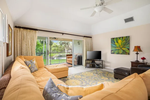 $2,750 | 101 Park Shores Circle, Unit 2, Indian River Shores, FL 32963