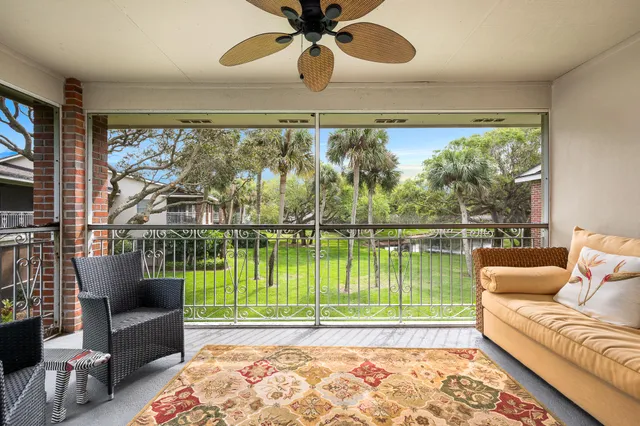 $2,750 | 101 Park Shores Circle, Unit 2, Indian River Shores, FL 32963