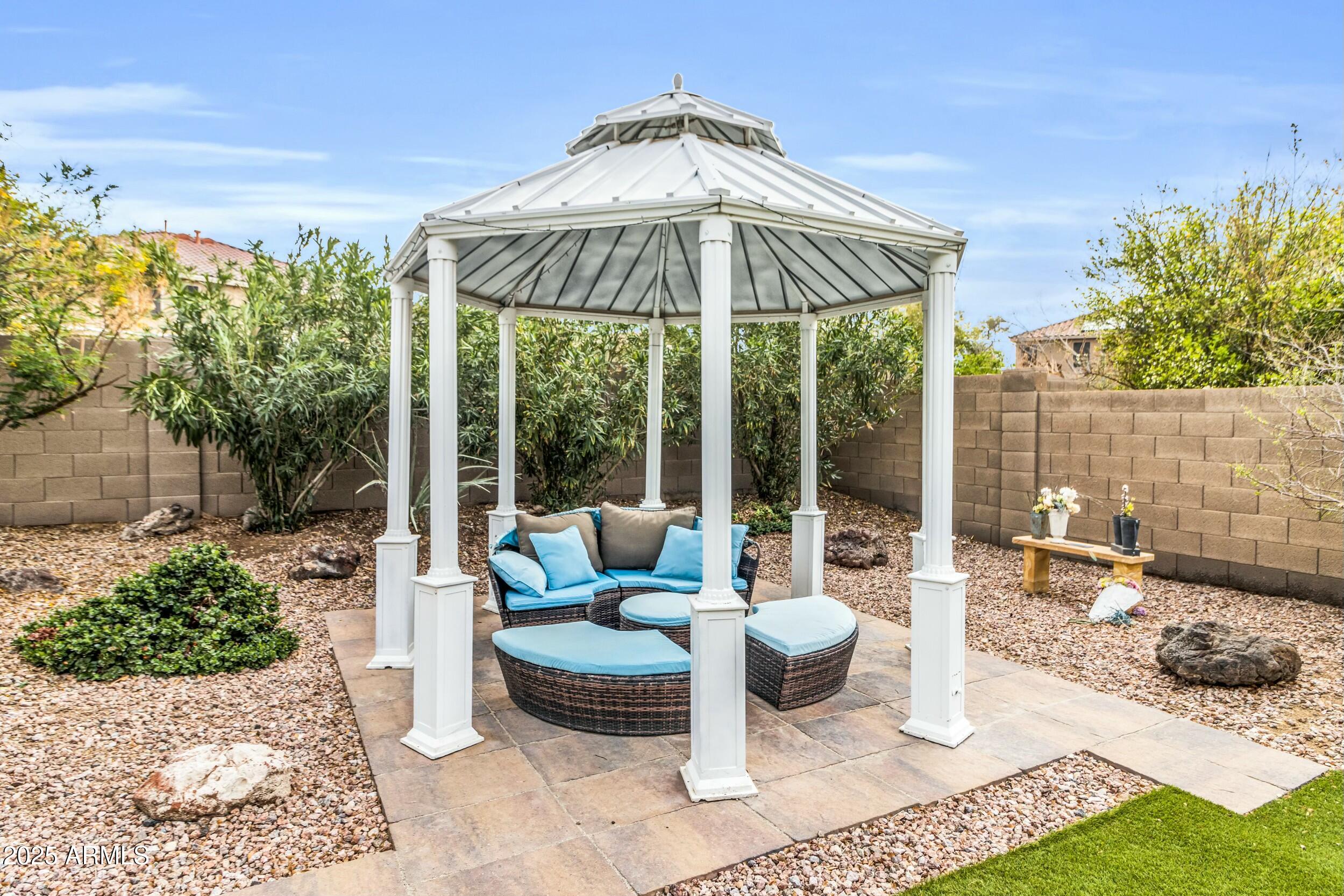 1333 East Pedro Road Phoenix, AZ 85042 - Photo 38 of 49 Gazebo