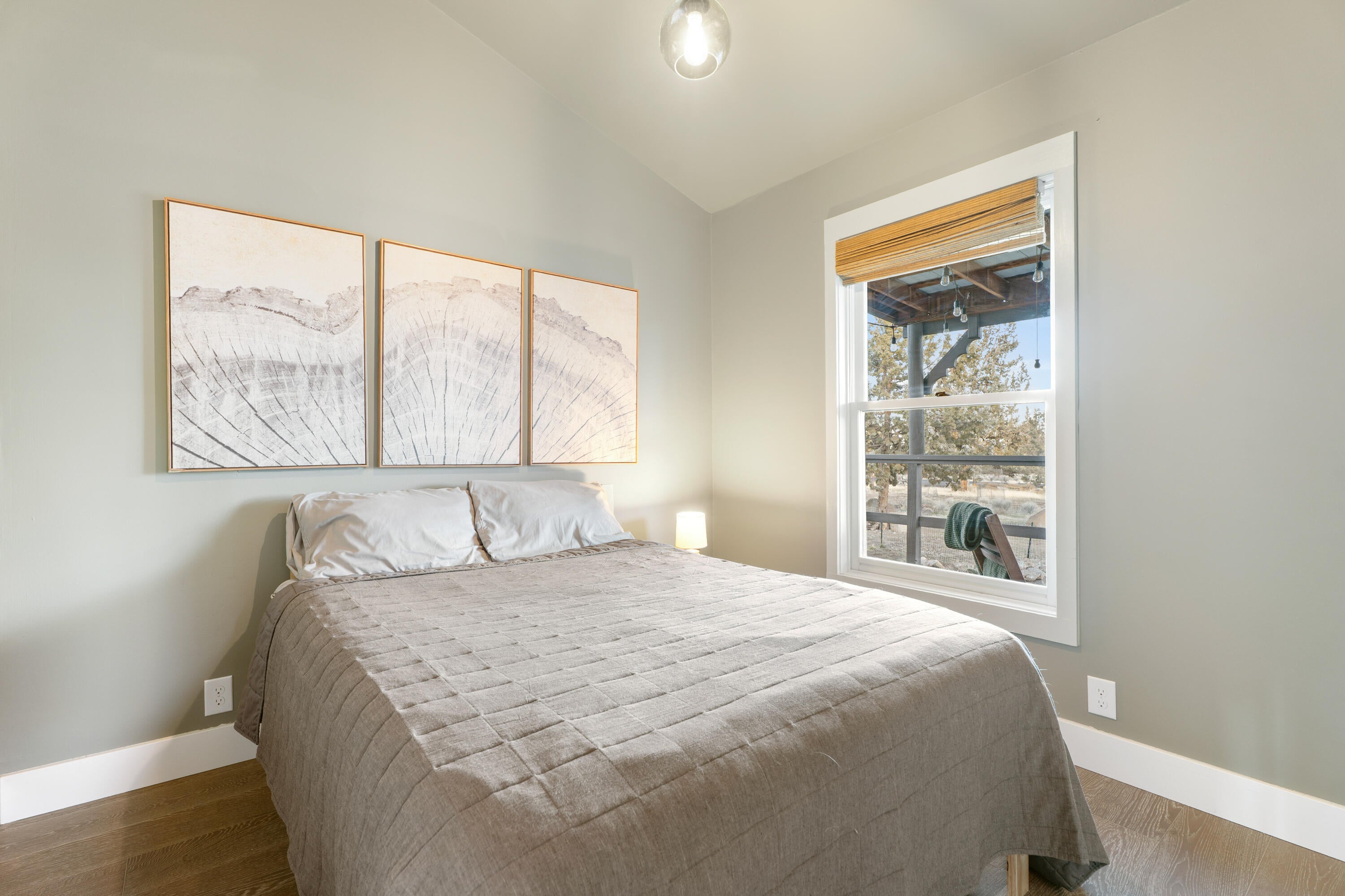 21150 Southwest Gift Road Bend, OR 97703 - Photo 16 of 47 Bedroom