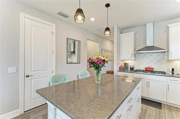 $3,500 | 17625 Northwood Place, Bradenton, FL 34202