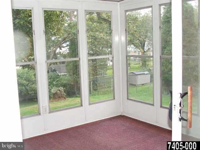 295 Edgewood Road York, PA 17402 - Photo 11 of 24 Gallery Image 11