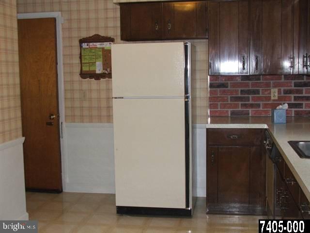295 Edgewood Road York, PA 17402 - Photo 15 of 24 Gallery Image 15