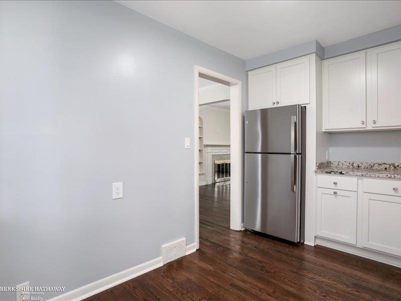 858 Trombley Road Grosse Pointe, MI 48230 - Photo 14 of 54