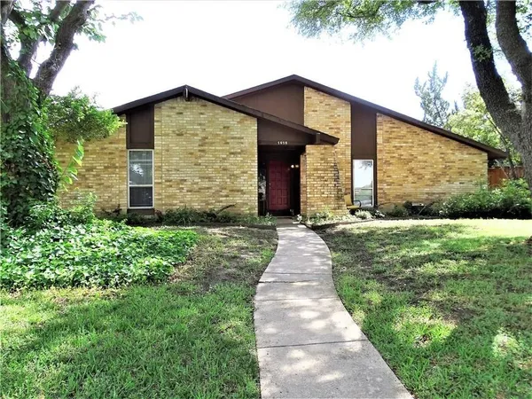 $2,595 | 1818 Linda Lane, Richardson, TX 75081