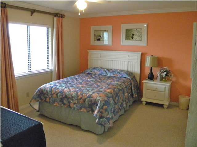 5399 Hwy Santa Rosa Beach, Unit 203 30A Santa Rosa Beach, FL 32459 - Photo 8 of 22 a bedroom with a bed and a window