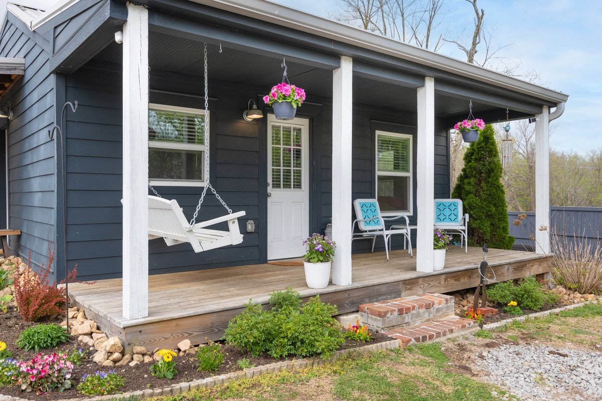 150 Crawford Hill Road Goodlettsville, TN 37072 - Photo 2 of 30 a front view of a house with a porch