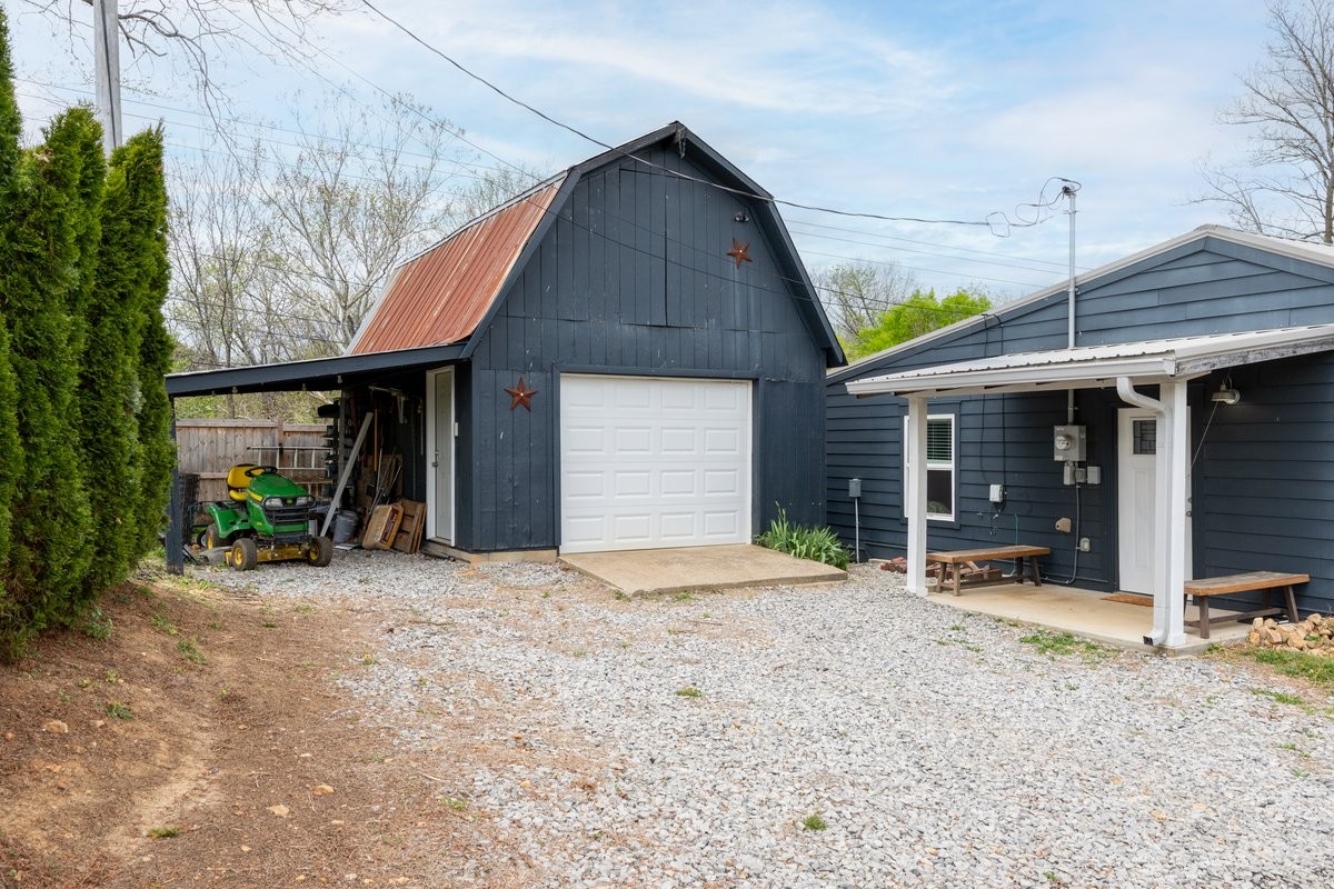 150 Crawford Hill Road Goodlettsville, TN 37072 - Photo 29 of 30 a front view of a house with a porch