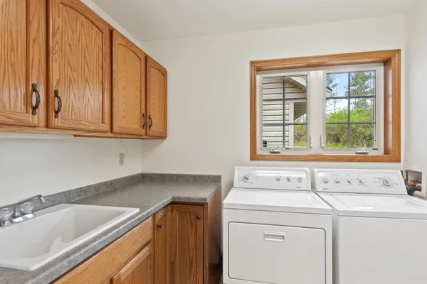 $400,000 | 1180 Blue Ridge Lane, Wisconsin Rapids, WI 54494