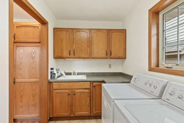 $400,000 | 1180 Blue Ridge Lane, Wisconsin Rapids, WI 54494