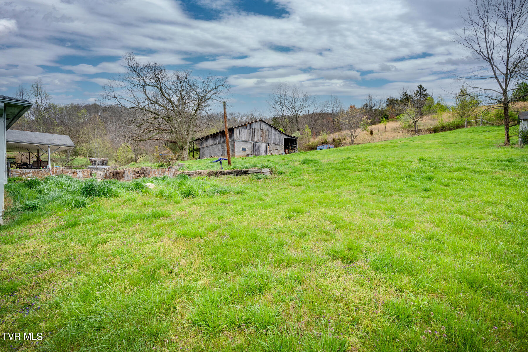 222 Cold Springs Road Blountville, TN 37617 - Photo 31 of 51 031