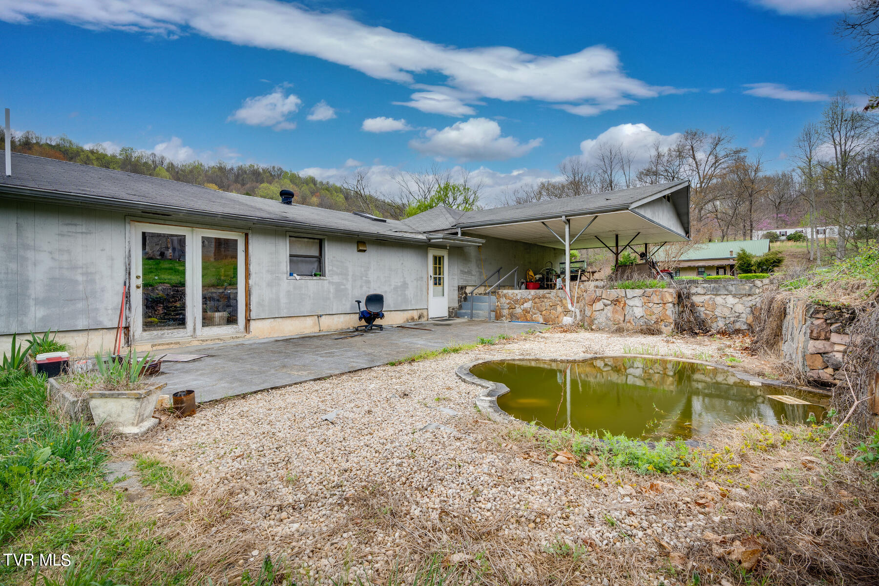 222 Cold Springs Road Blountville, TN 37617 - Photo 33 of 51 033