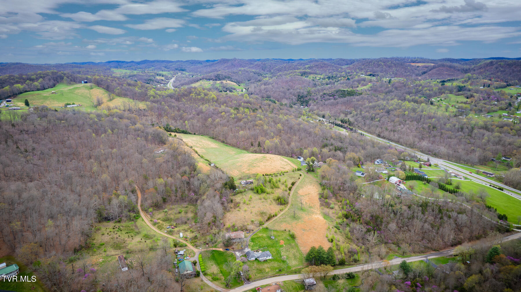 222 Cold Springs Road Blountville, TN 37617 - Photo 44 of 51 109