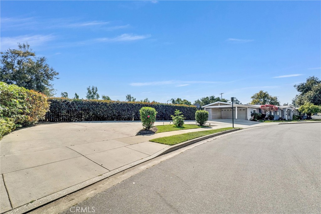 2006 Peyton Road La Verne, CA 91750 - Photo 5 of 17 a view of an outdoor space and city view