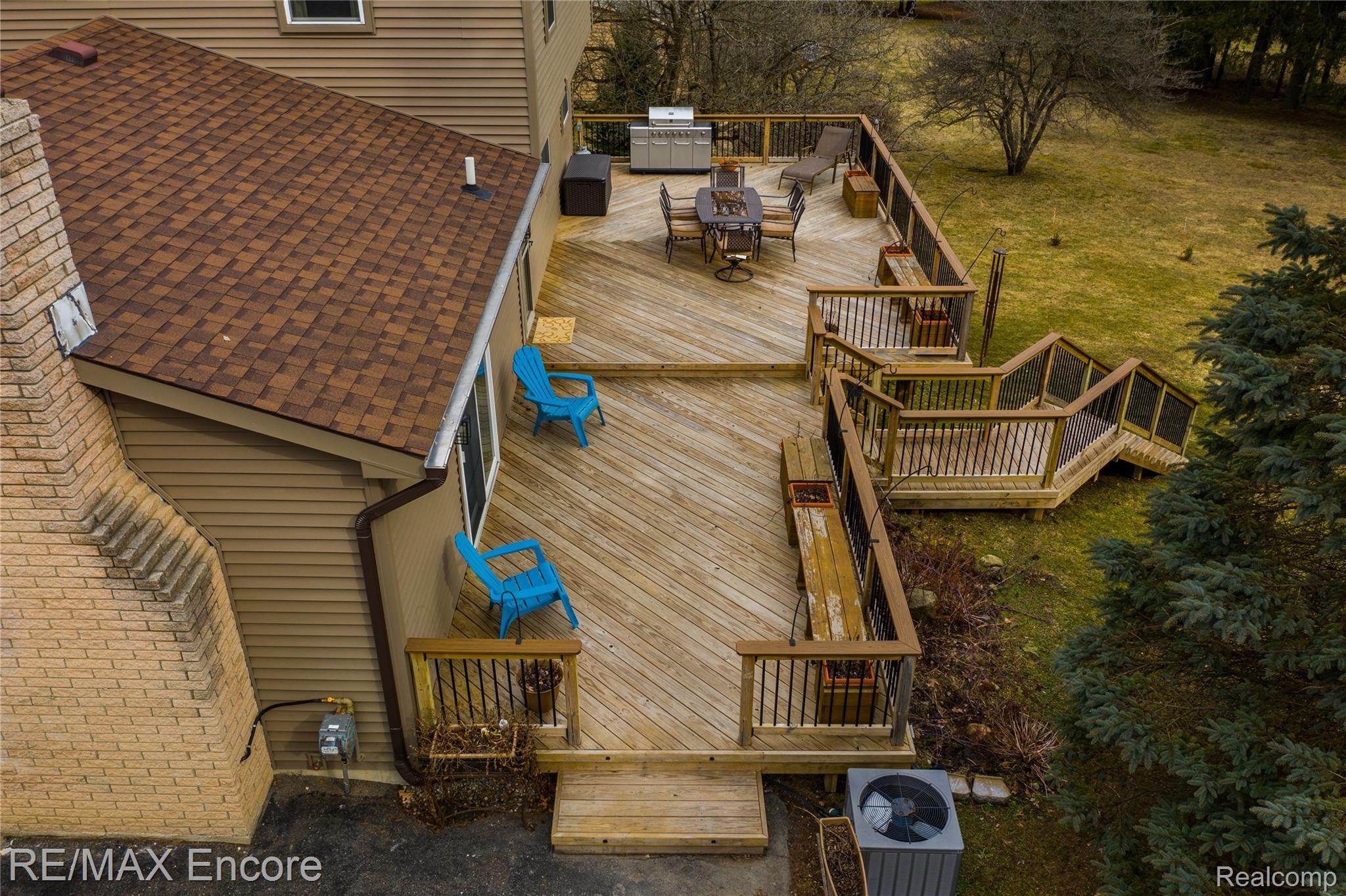 5835 Ludwig Road Oxford, MI 48371 - Photo 6 of 29 New Deck With Trek Lighting Perfect For Entertaining