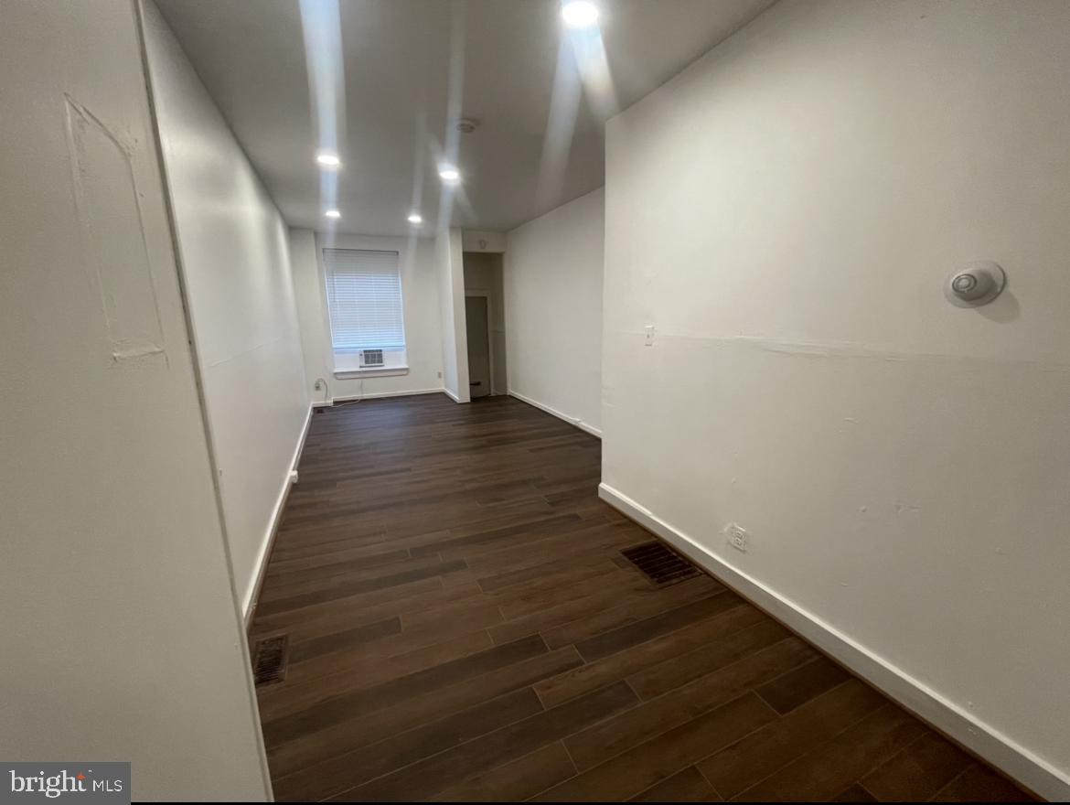 2422 Jefferson Street Baltimore, MD 21205 - Photo 3 of 10