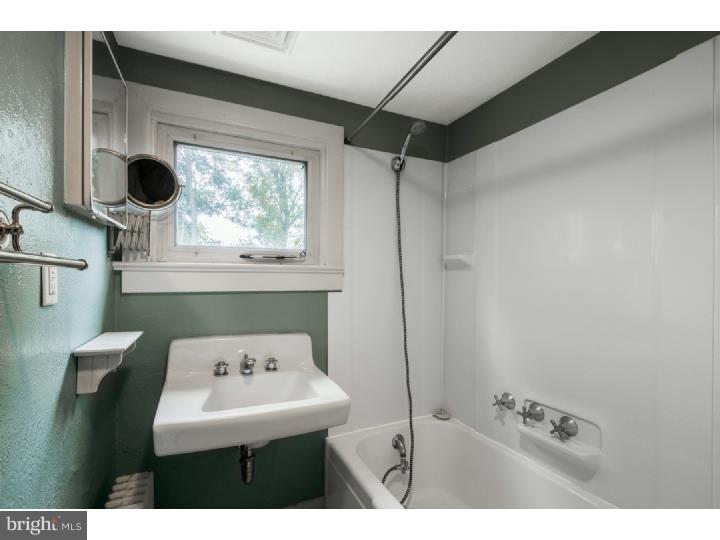 3741 Lawrenceville Road Princeton, NJ 08540 - Photo 15 of 25 Bathroom