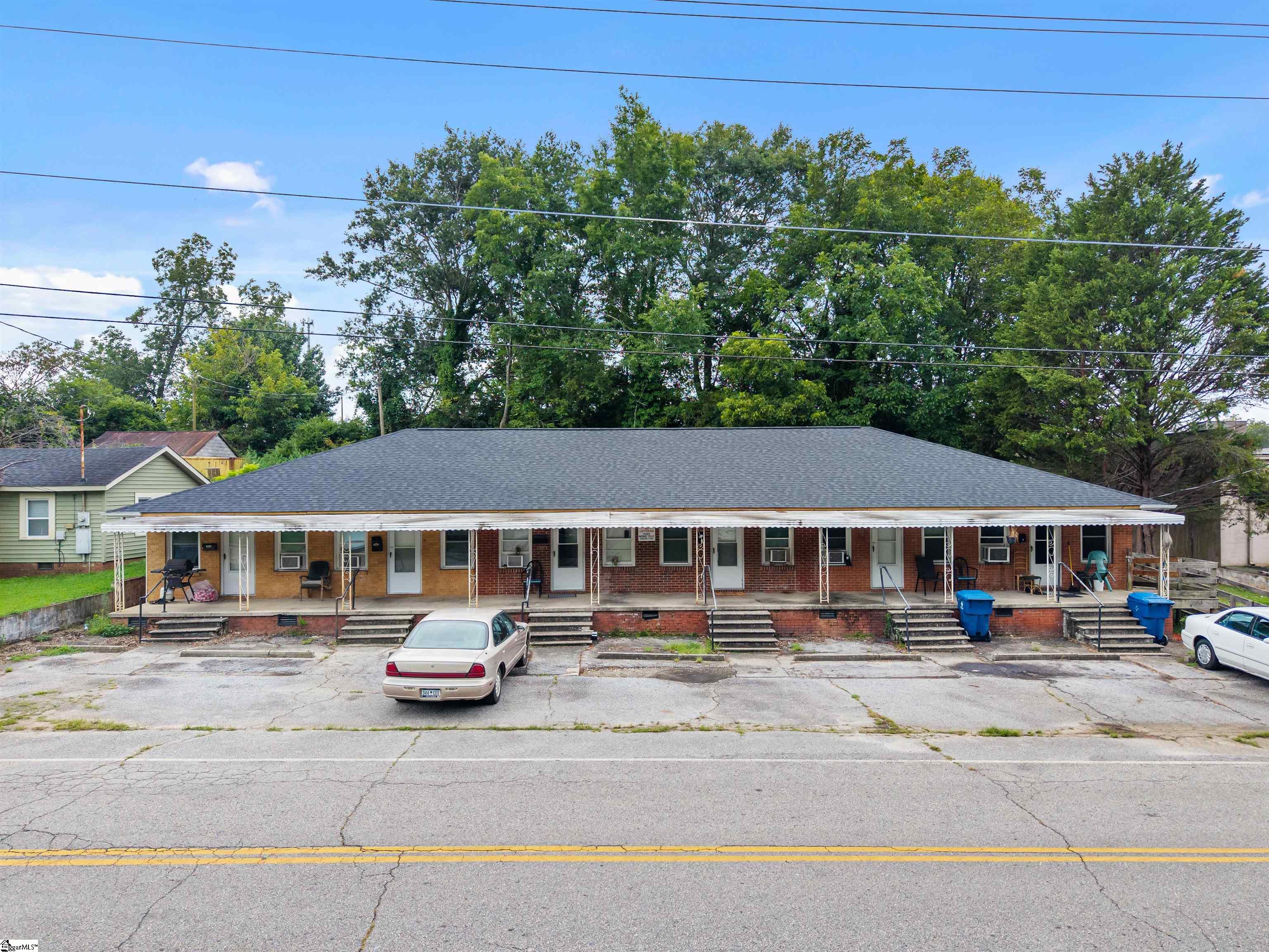 326 Irby Street Woodruff, SC 29388 - Photo 1 of 15