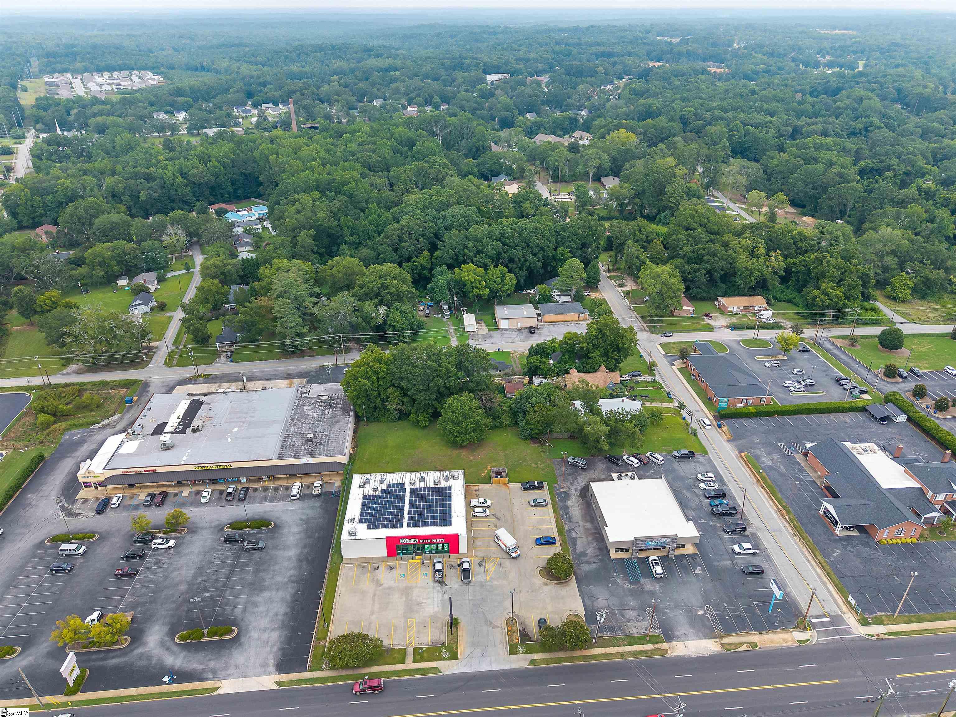 326 Irby Street Woodruff, SC 29388 - Photo 7 of 15