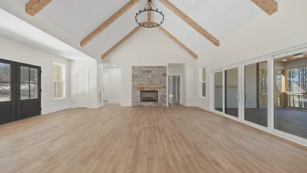 $1,150,000 | 270 Sevier Street, Jasper, TN 37347