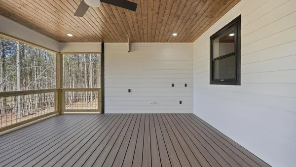$1,150,000 | 270 Sevier Street, Jasper, TN 37347