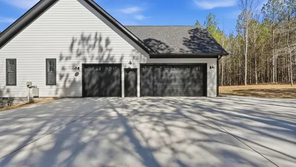 $1,150,000 | 270 Sevier Street, Jasper, TN 37347