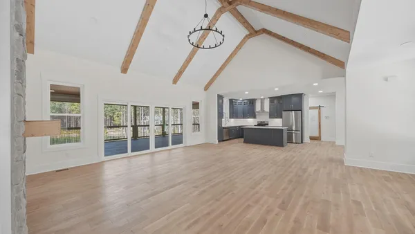 $1,150,000 | 270 Sevier Street, Jasper, TN 37347