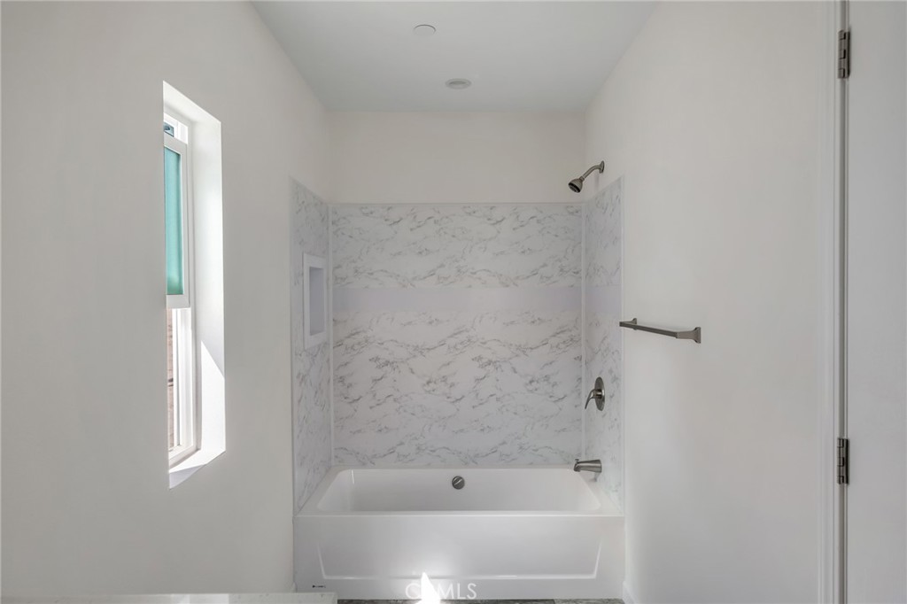11824 Azure View Road Pinon Hills, CA 92372 - Photo 21 of 38 Gallery Image 21