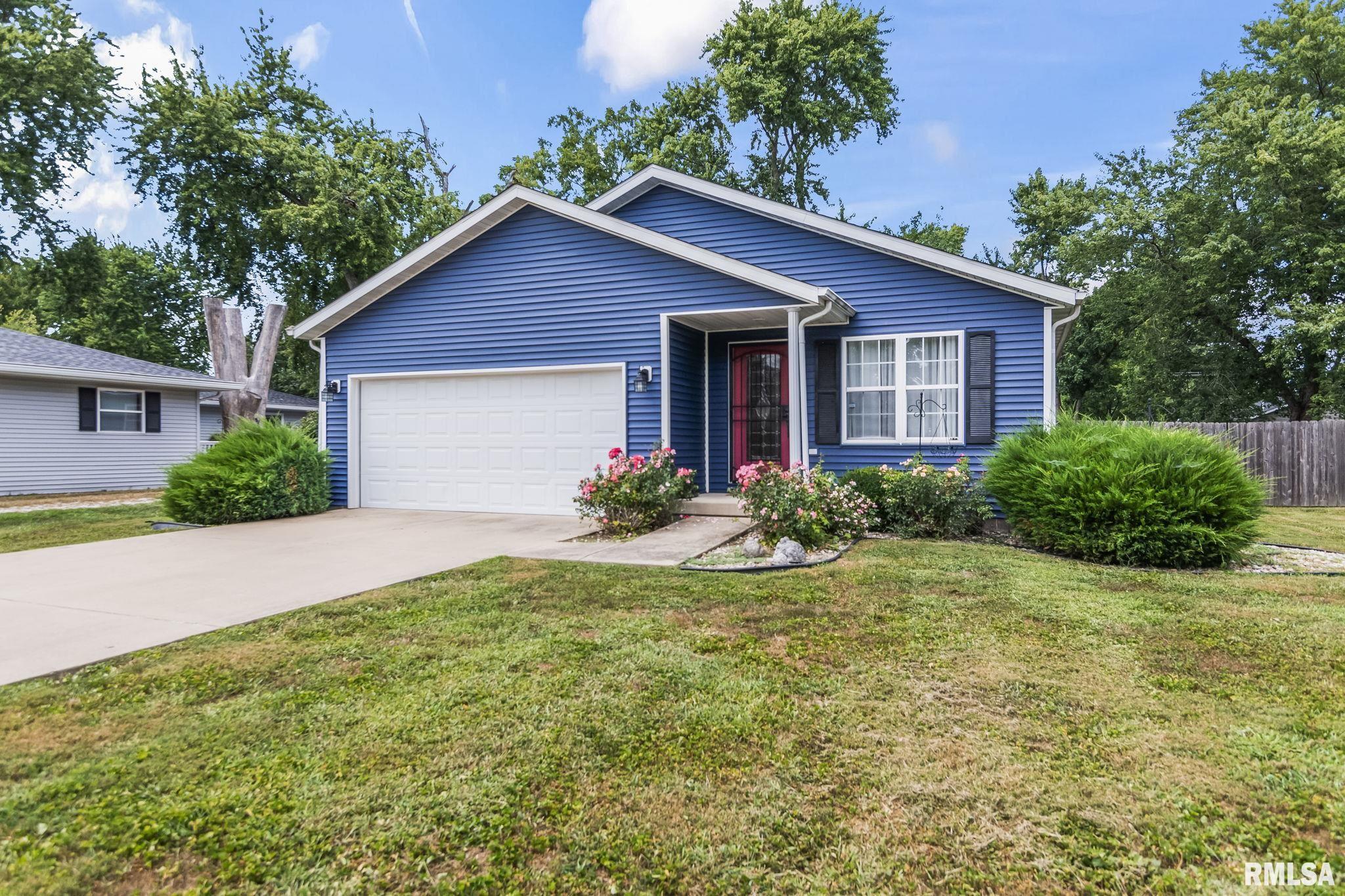 419 East Chestnut Street Chatham, IL 62629 - Photo 1 of 31 Gallery Image 1