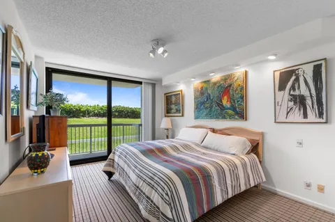 $1,295,000 | 3300 South Ocean Boulevard, Unit 103S, Palm Beach, FL 33480