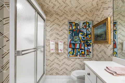 $1,295,000 | 3300 South Ocean Boulevard, Unit 103S, Palm Beach, FL 33480