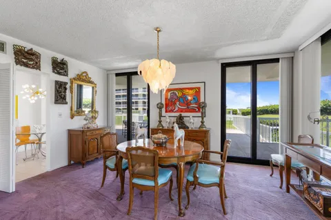 $1,295,000 | 3300 South Ocean Boulevard, Unit 103S, Palm Beach, FL 33480