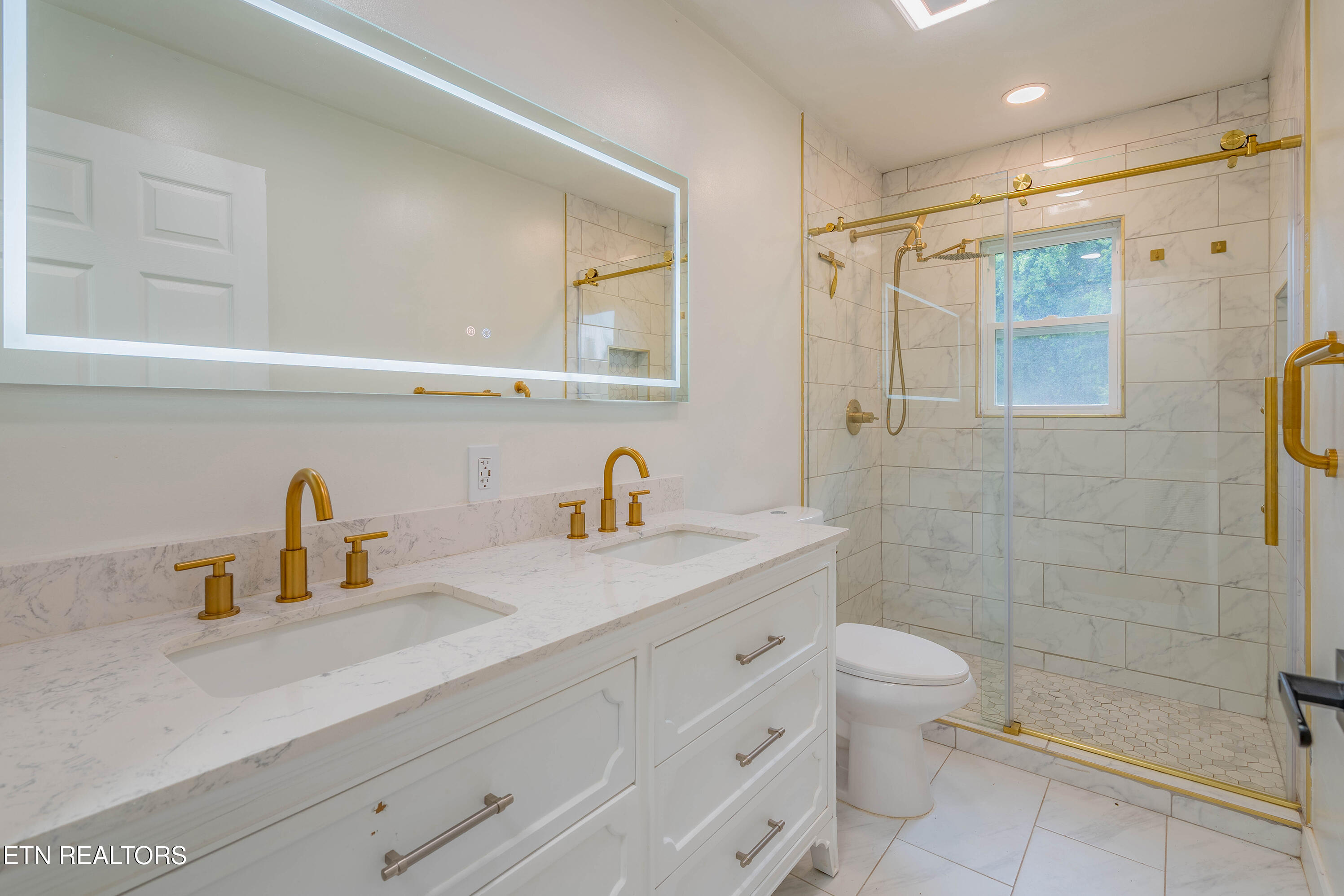 213 Towne Road Knoxville, TN 37934 - Photo 14 of 36 A7302060-HDR