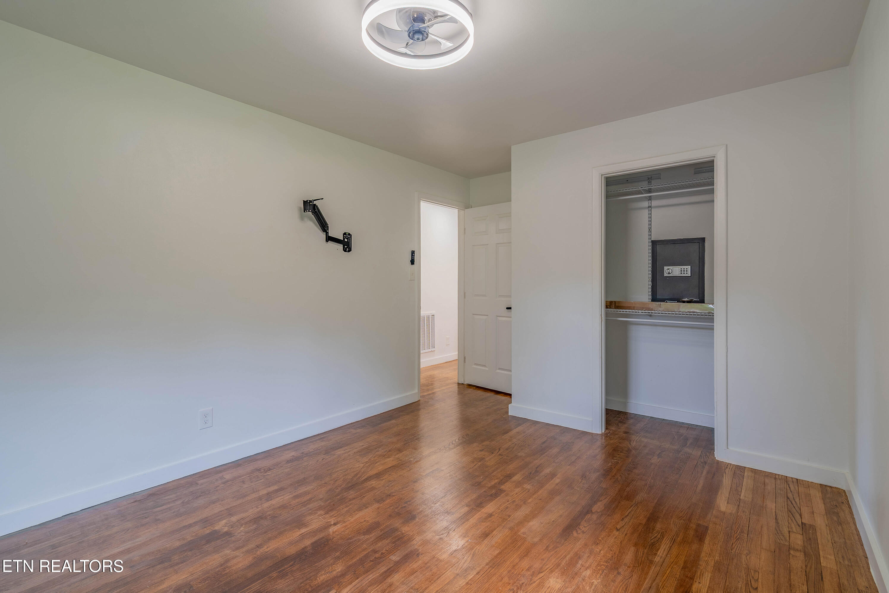 213 Towne Road Knoxville, TN 37934 - Photo 16 of 36 A7302066-HDR