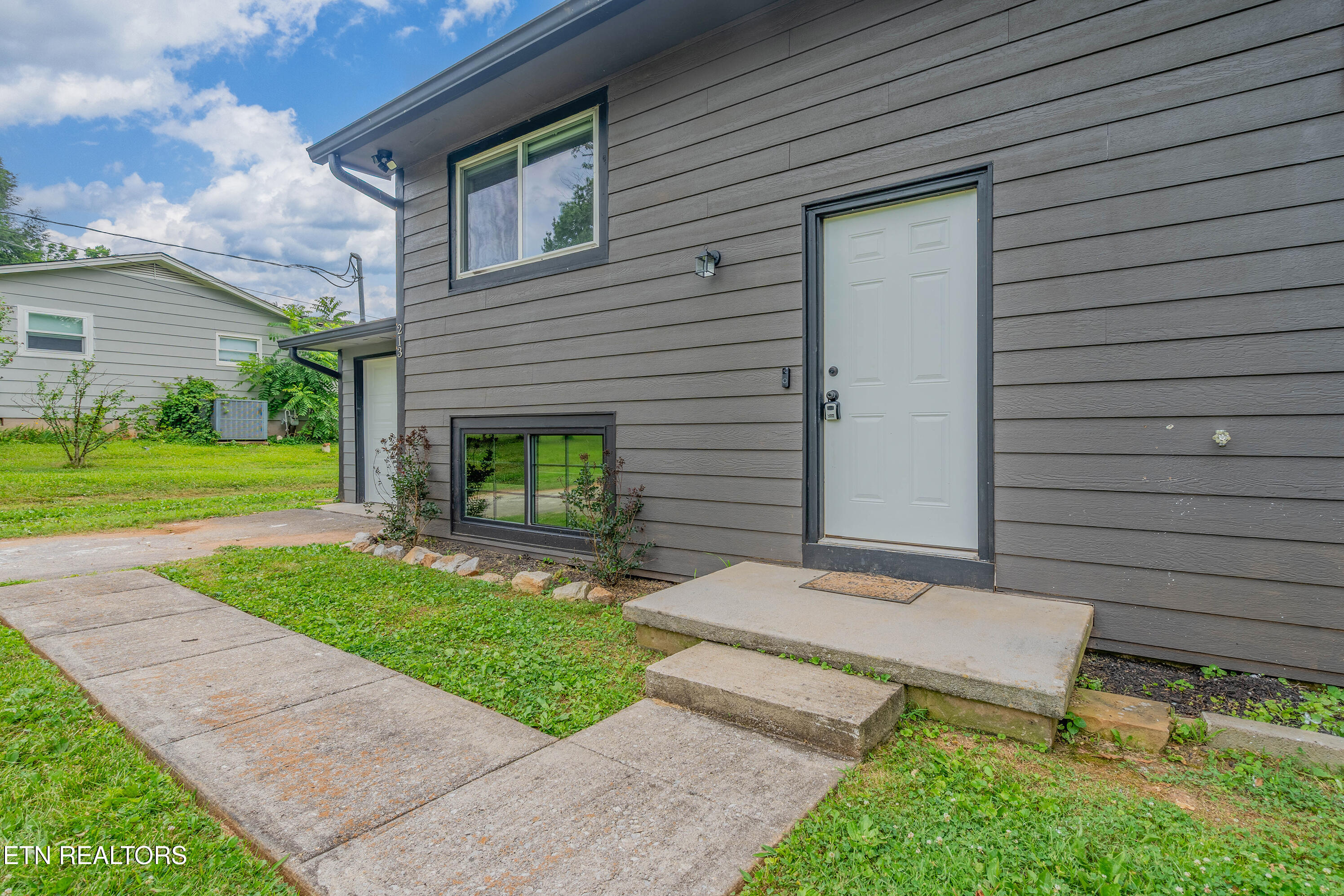 213 Towne Road Knoxville, TN 37934 - Photo 7 of 36 A7302120-HDR