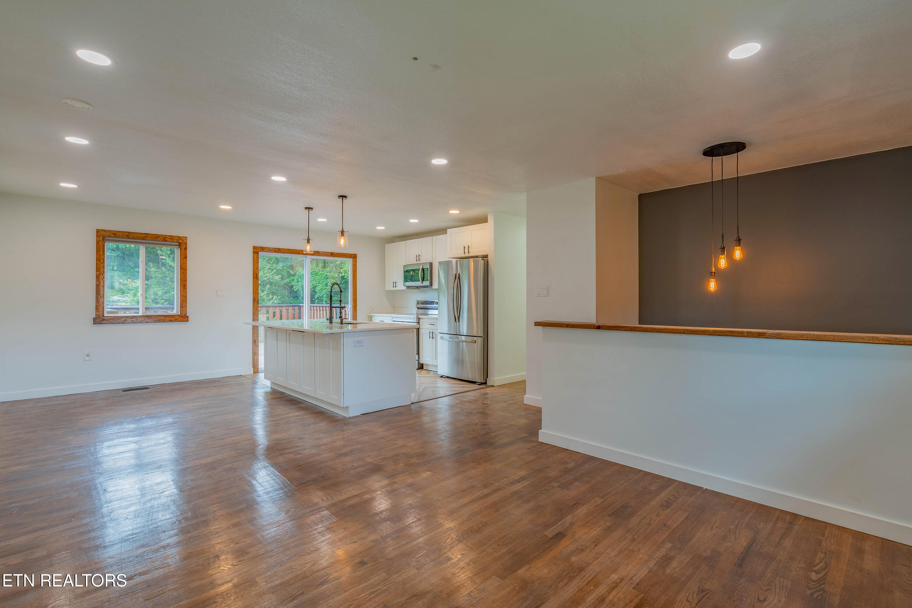 213 Towne Road Knoxville, TN 37934 - Photo 9 of 36 A7302045-HDR