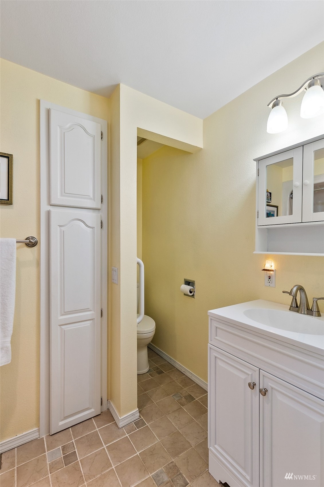 5025 228th Street Southeast Bothell, WA 98021 - Photo 12 of 40