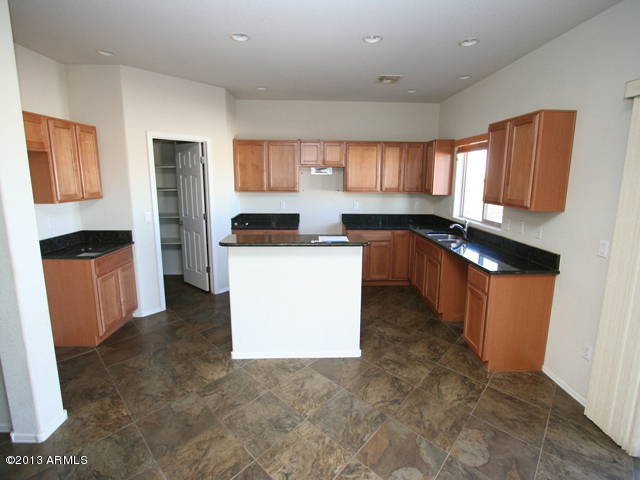 20790 East Founders Road Red Rock, AZ 85145 - Photo 10 of 31 023-256945 kitchen