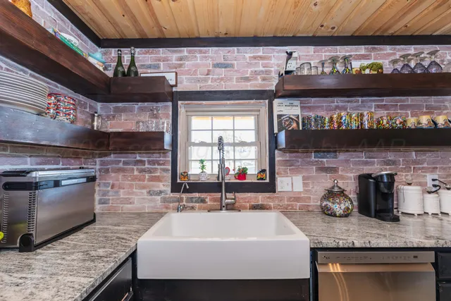 a view of a storage & utility room
