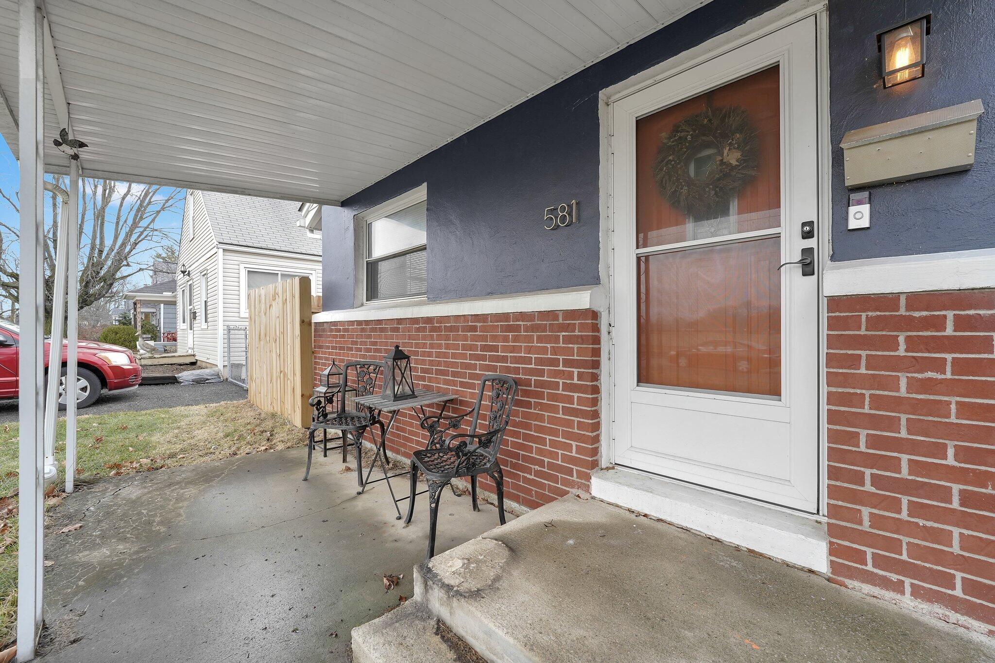 581 Morse Road Columbus, OH 43214 - Photo 4 of 26 Covered Front Porch