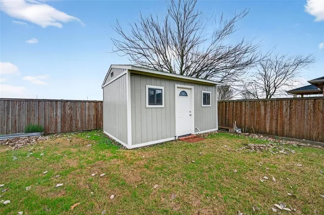 $329,000 | 2105 Sherbrooke Court, Sherman, TX 75092