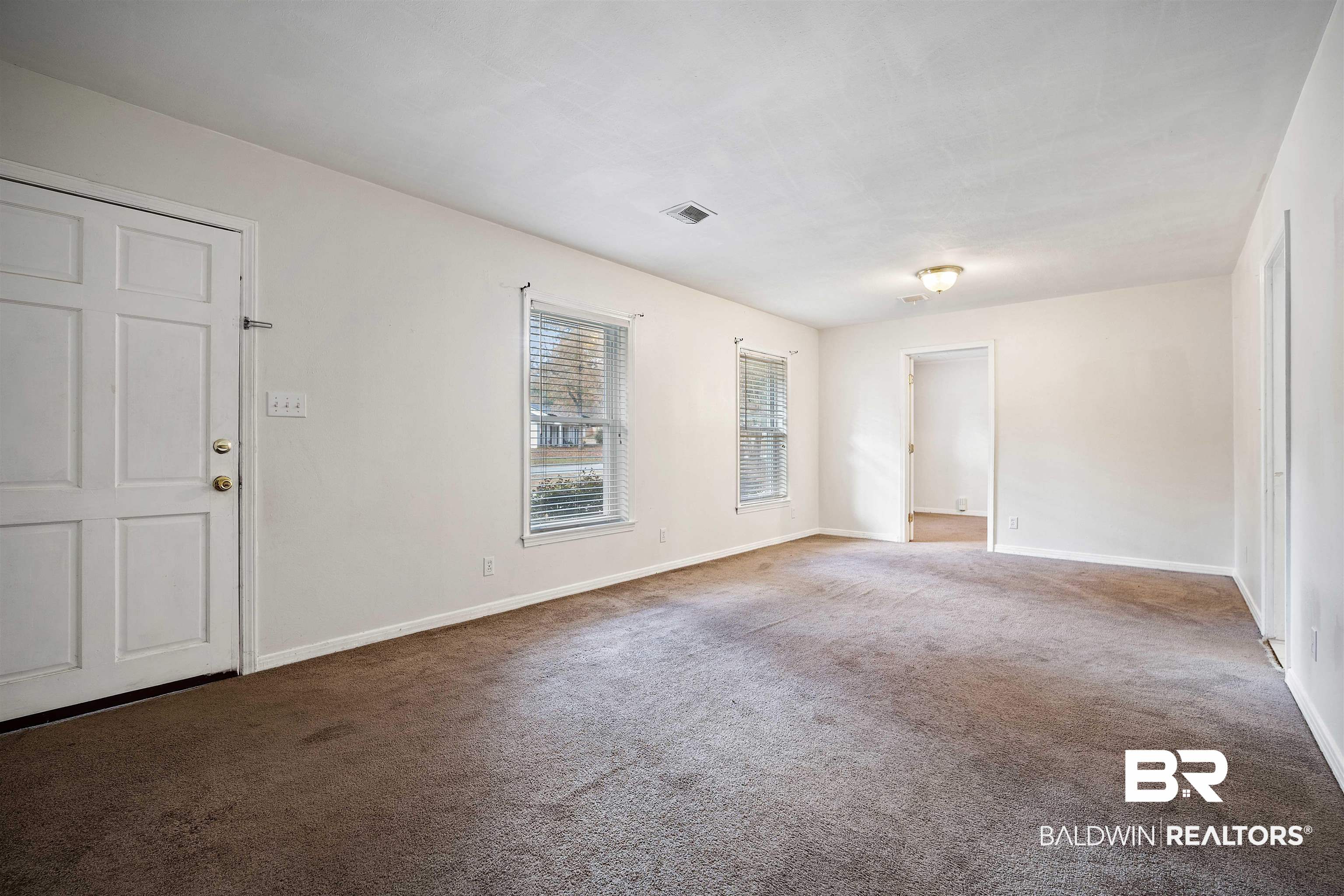 816 East Montfort Road Mobile, AL 36608 - Photo 4 of 24 Family Room