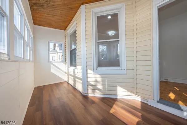 $2,650 | 24 Llewellyn Avenue, Unit 2, Bloomfield, NJ 07003