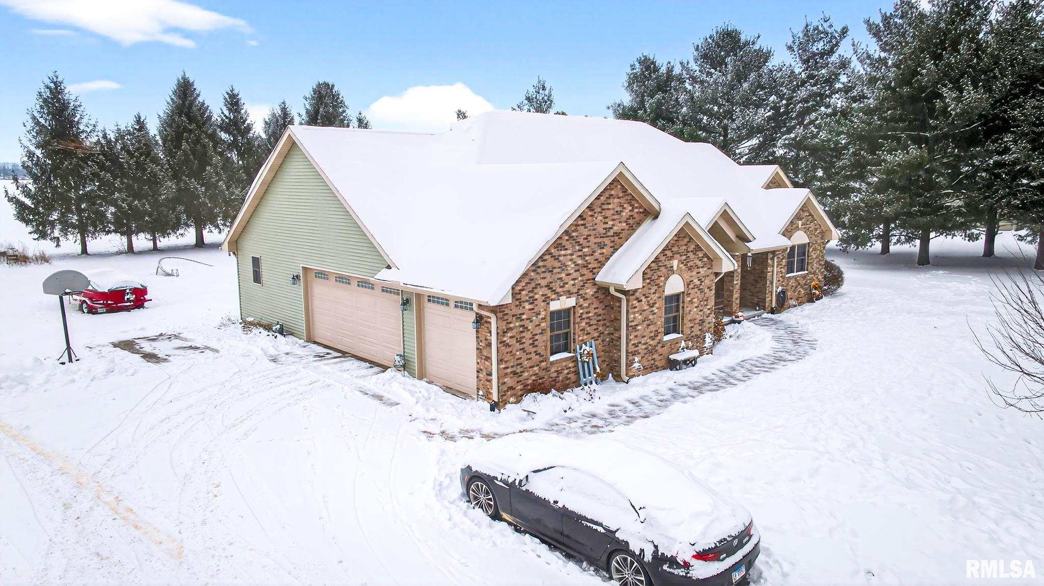 5759 Riverview Road Thomson, IL 61285 - Photo 2 of 49